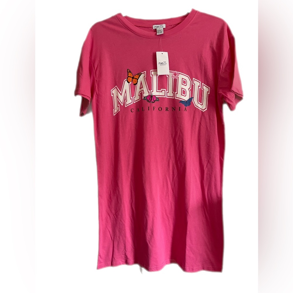 Malibu California T-shirt with Butterflies READ DESCRIPTION ⬇️